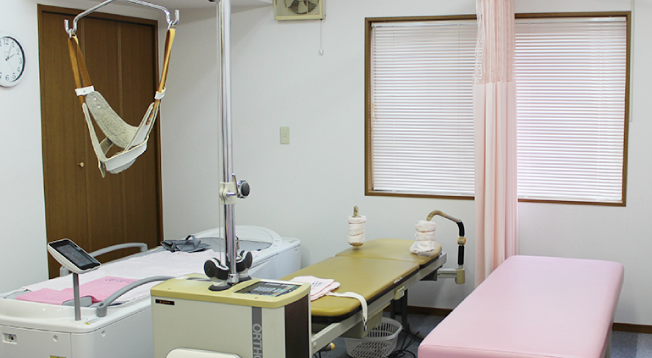 うつみ鍼灸接骨院