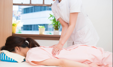 よもぎ鍼灸サロン　堺筋本町の代表的な写真