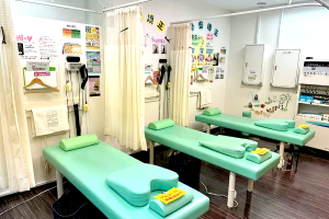 長者町ビオス整骨院で整体施術を受ける内観画像像