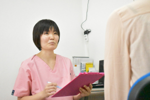 きくな元気整骨院のカウンセリング風景画像です。