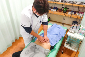 やわら接骨院の鍼灸施術の画像