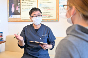 あおぞら整骨院のカウンセリング風景の画像