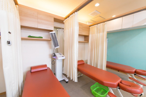 もりわき鍼灸整骨院 上新庄院で整体施術を受ける内観画像