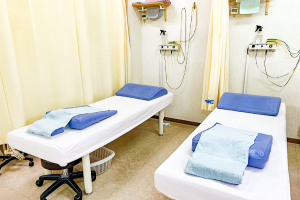 みやざき鍼灸整骨院 河内花園院で整体施術を受ける内観画像像