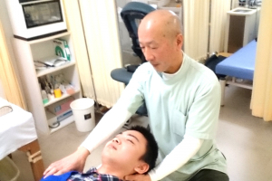 寺谷鍼灸接骨院　和歌山院のカウンセリング風景画像です