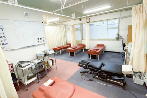 あい鍼灸・接骨院袋原院で腰痛施術を受ける内観の画像