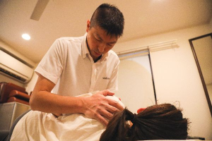 たかＱカイロプラクティックセンターの整体の施術画像