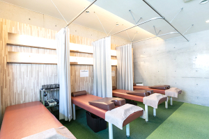 リセット整骨院 しぎの院で整体施術を受ける内観画像像