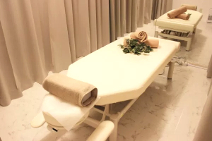 赤羽式整体院Re:Make　恵比寿本院であん摩マッサージ指圧を受ける内観画像像