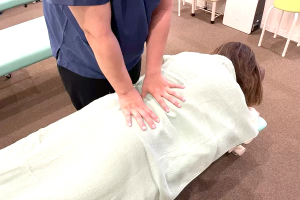 みなみ鍼灸整骨院泉大津院の骨盤矯正の画像