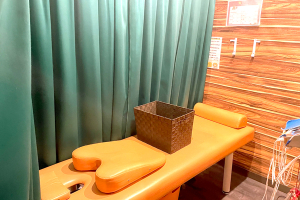 こころ整骨院　中板橋院で整体施術を受ける内観画像像