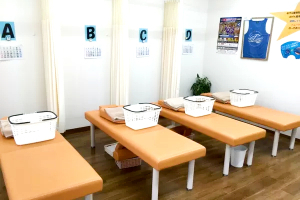 むげん整骨院・鍼灸院 近江八幡で整体施術を受ける内観画像