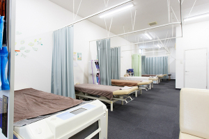 このは整骨院 倉敷市院で整体施術を受ける内観画像