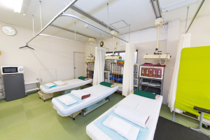 にしき整骨院で整体施術を受ける内観画像