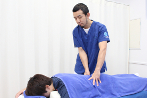 Ｆ.Ｃ.Ｃ.北千住鍼灸整骨院の腰痛の施術画像