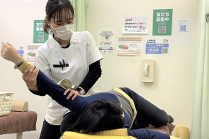 すずらん鍼灸接骨院　中村公園院の肩こりの施術画像