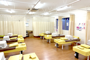 すずらん鍼灸接骨院 庄内通院で整体施術を受ける内観画像像