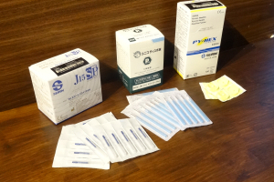 梅田ビバリー鍼灸整体院の鍼灸施術に使用する鍼の画像