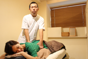 はり灸マッサージ柿沼治療院のあん摩マッサージ指圧の施術画像