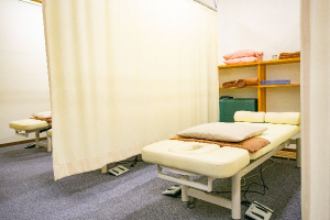 くらまえ鍼灸整骨院で整体施術を受ける内観画像像