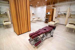 東久留米駅前の接骨院・はり灸院で整体施術を受ける内観画像像