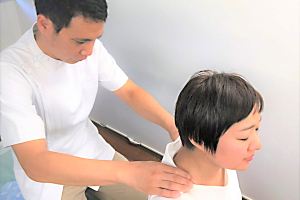 町田まつもと治療院の肩こり施術の画像