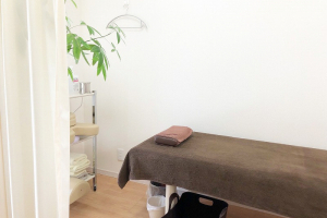 おおもり鍼灸院で整体施術を受ける内観画像