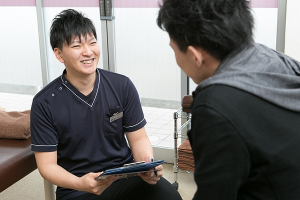  だいふく整骨院宇和院のカウンセリング風景の画像