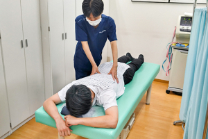 熱海駅前 小林はり・灸マッサージ接骨院の整体施術の画像