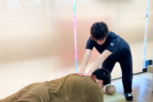 名取西口整骨院の施術風景画像