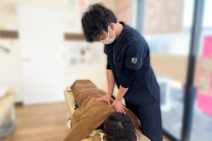 名取西口整骨院の整体施術の画像