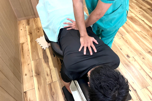 ゆうしん整骨院　アクロスプラザ東久留米の施術風景画像