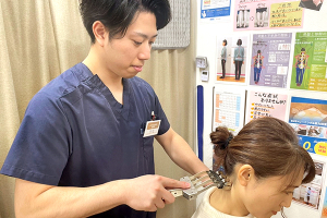 上所名倉堂鍼灸整骨院の肩こりの施術画像