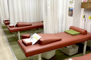 武蔵新城ビオス整骨院で整体施術を受ける内観画像像