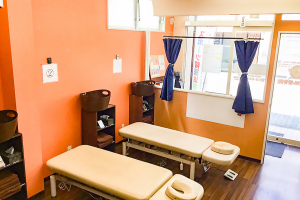 ナチュラル整骨院永福町院で整体施術を受ける内観画像像