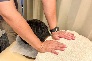 ジャーマン通りはり灸整骨院大森院の肩の施術画像