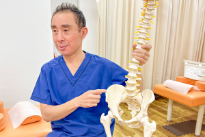 丹波口こばやし鍼灸整骨院・整体院のカウンセリング風景画像です。