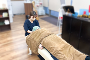 陸前高砂駅前接骨院の整体施術の画像