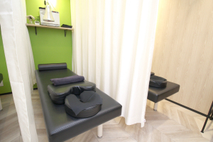 三軒茶屋栄通り接骨院・はり灸院で整体施術を受ける内観画像像