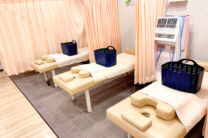 さくら鍼灸整骨院 港南台院で整体施術を受ける内観画像像