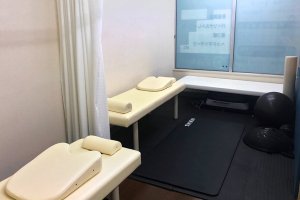 ジュン整骨院で整体施術を受ける内観画像