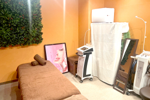 ＫＯＫＵＡ鍼灸整骨院 浦和院で整体施術を受ける内観画像像