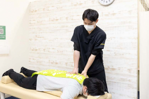 栄町あおば整骨院の肩こりの施術画像