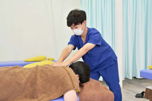 マーサ鍼灸整骨院　イオンタウン浜松葵の肩こりの施術画像