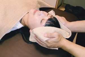 鍼灸・マッサージハリケア 千歳烏山駅院の整体の施術画像