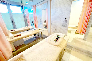 さくら鍼灸・接骨院 イオンモール浜松市野院で整体施術を受ける内観画像像