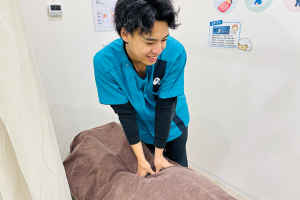 こころ整体院 札幌北口院の整体の施術風景画像です。