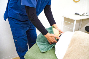 七つ葉鍼灸接骨院東静岡柚木駅前院の整体施術の画像