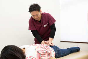 川越通町接骨院の腰痛の施術画像