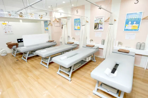 あい鍼灸院・接骨院 京阪古川橋駅院で整体施術を受ける内観画像像